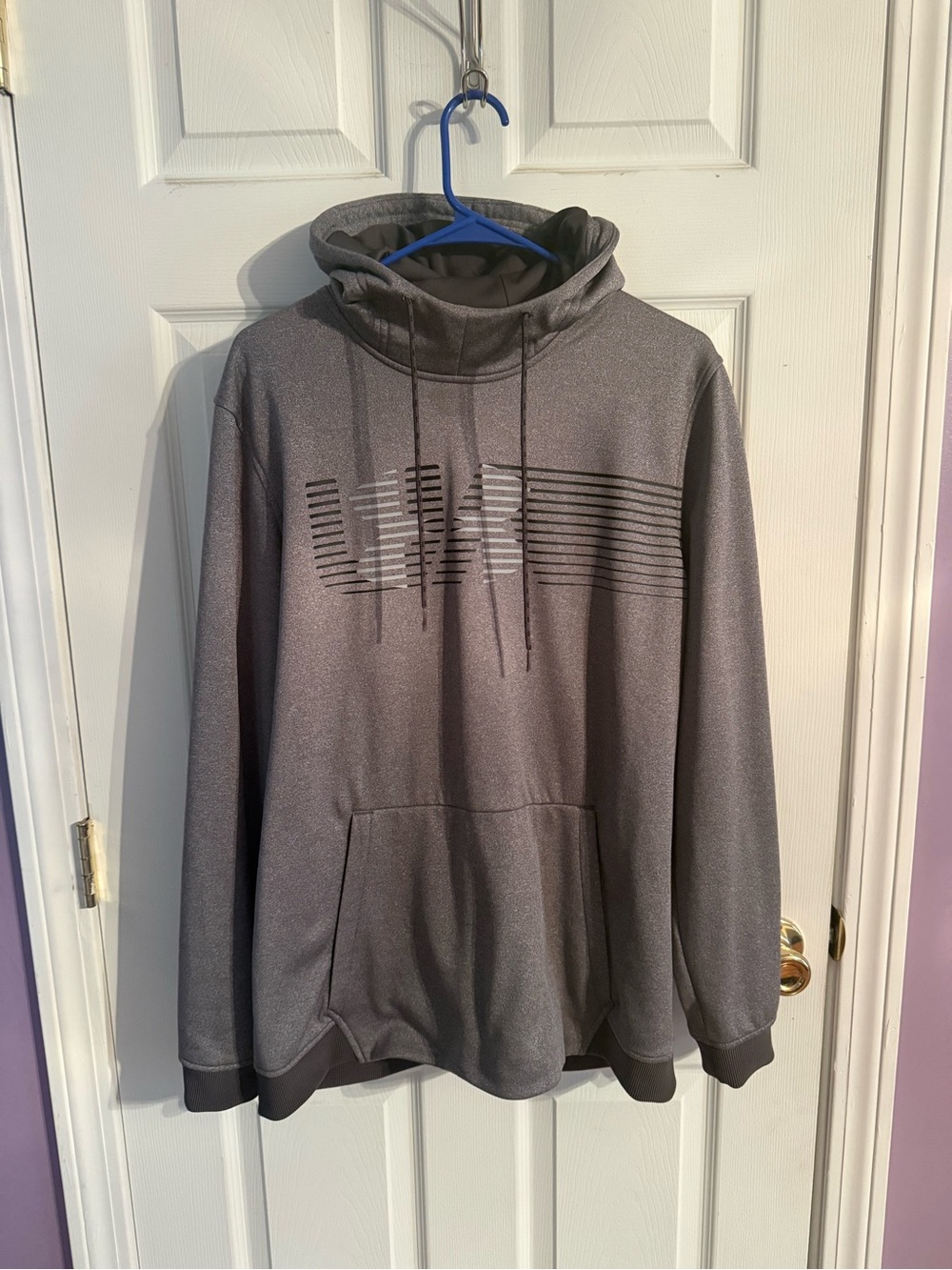 Men's Gray Under Armor Pullover Hoodie Sweatshirt - Athletic Casual